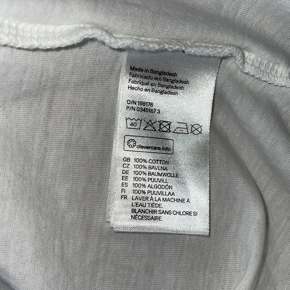 H&M Tee - Picture 5 of 5